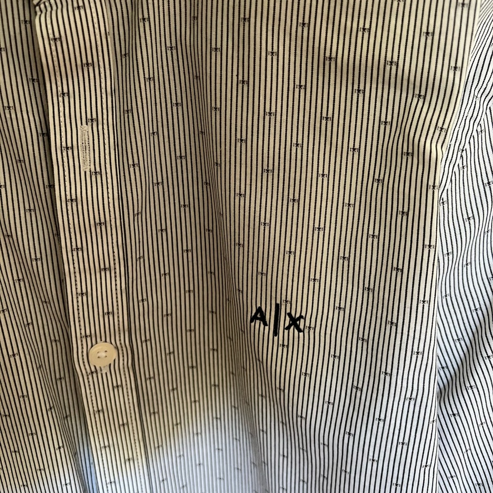 Boys Button down - Picture 4 of 4